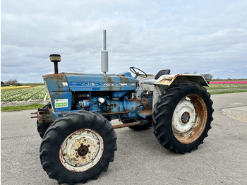 Traktorius FORD