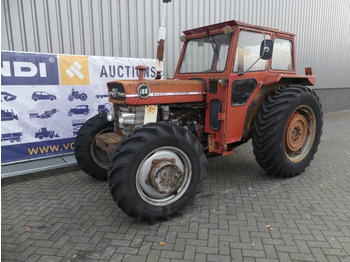 Traktorius MASSEY FERGUSON 100 series