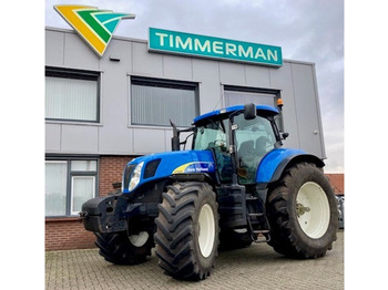 Traktorius NEW HOLLAND T7000