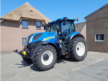 Traktorius NEW HOLLAND T7