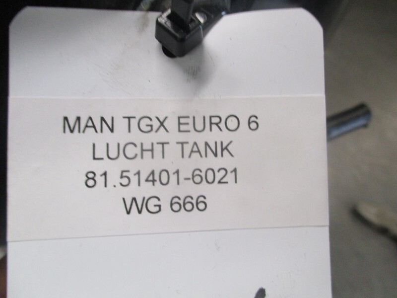 Atsarginės dalys - Sunkvežimis MAN TGX 81.51401-6021 LUCHT TANK EURO 6: foto 3