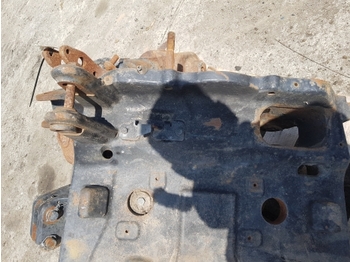 Pakaba New Holland T5.120, T5.110 Front Axle Support Housing, Bolster 47642596, 13f18b: foto 2