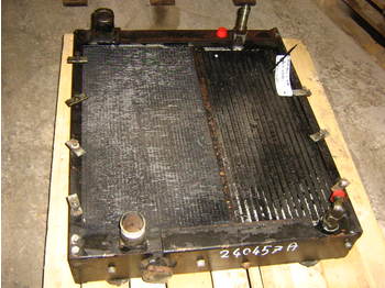 Case Poclain 81CK - Radiatorius