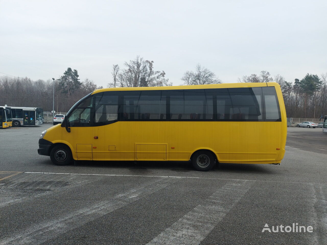 Mikroautobusas, Keleivinis furgonas IVECO WING: foto 3