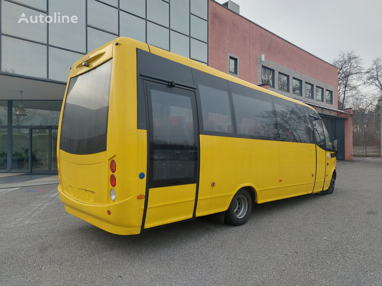 Mikroautobusas, Keleivinis furgonas IVECO WING: foto 5