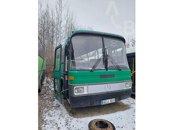 Priemiestinis autobusas Mercedes-Benz O 303: foto 1