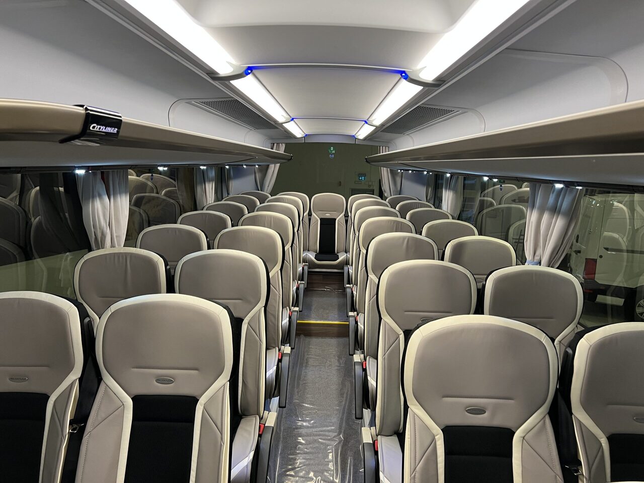Neoplan Cityliner P15 Euro 6E V.I.P / Exclusive Class (Gräddfärgad skinnklädsel) lizingą Neoplan Cityliner P15 Euro 6E V.I.P / Exclusive Class (Gräddfärgad skinnklädsel): foto 26