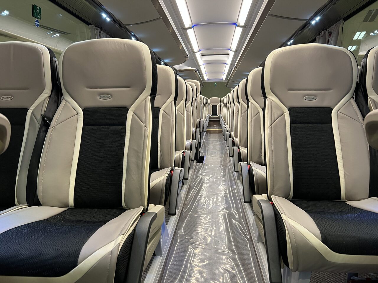 Neoplan Cityliner P15 Euro 6E V.I.P / Exclusive Class (Gräddfärgad skinnklädsel) lizingą Neoplan Cityliner P15 Euro 6E V.I.P / Exclusive Class (Gräddfärgad skinnklädsel): foto 19