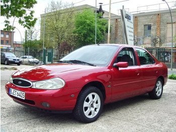 Ford Mondeo 2.5 V6 Ghia Auto - Lengvasis automobilis