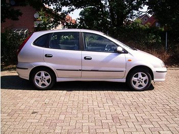 NISSAN Almera Tino - Lengvasis automobilis