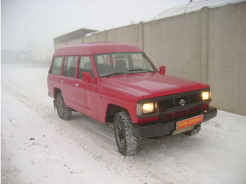 Nissan 2.7TD WAGON 4x4 - Lengvasis automobilis