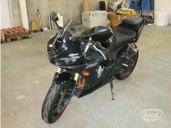 Yamaha YZF-R6 (Rep.objekt)  - Motociklas