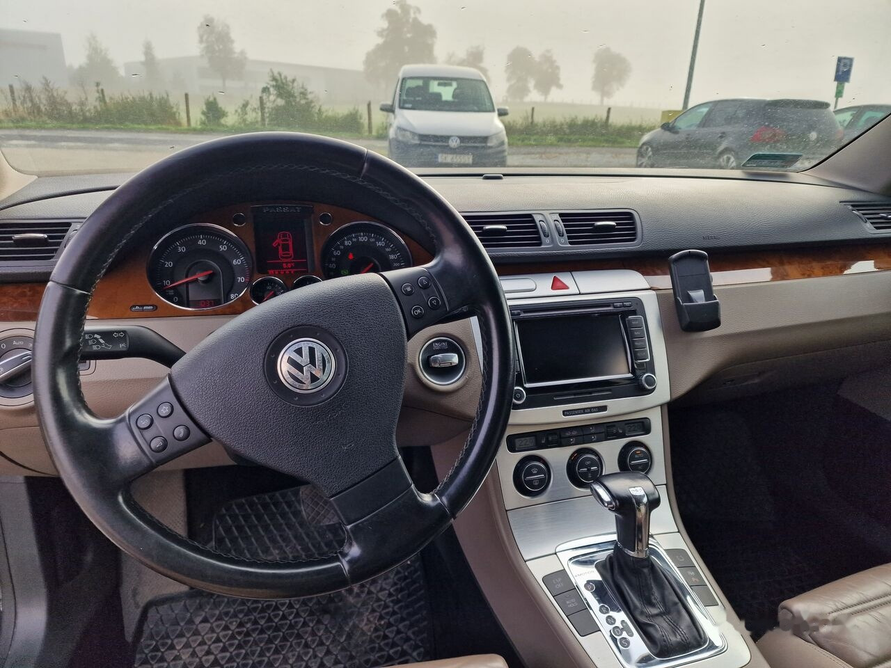 Lengvasis automobilis Volkswagen PASSAT 3,2 V6: foto 22