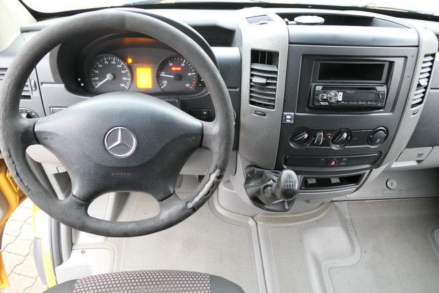 Krovininis mikroautobusas Mercedes-Benz 311 KA Sprinter 4x2, AHK, Trennwand, 3.330m lang: foto 13