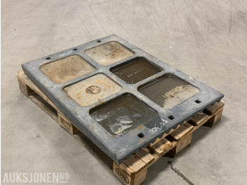  FB30017041 VTN knuseplate FB 300 - Padargas