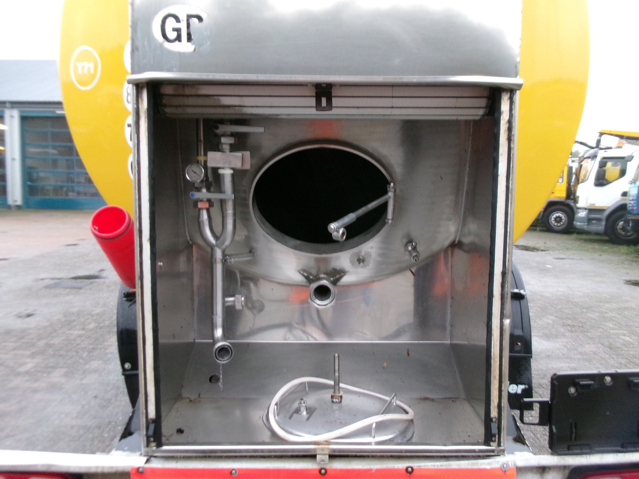 Puspriekabė cisterna pervežimui maisto produktų Clayton Food (beer) tank inox 30 m3 / 1 comp: foto 10