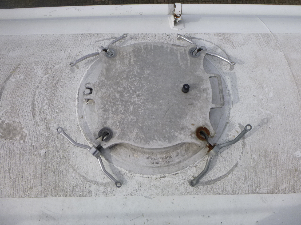 Puspriekabė cisterna pervežimui miltų Feldbinder Powder tank alu 63 m3 / 1 comp: foto 12