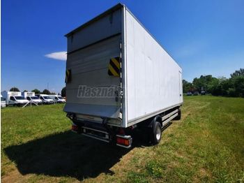 Furgonas puspriekabė EGYEDI Hager BE +HF
