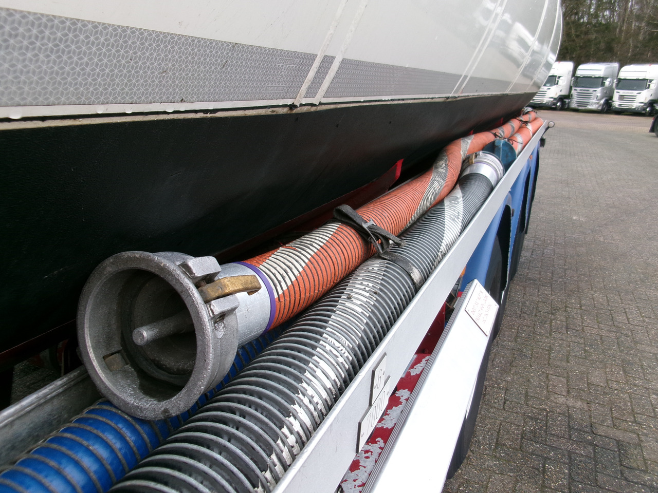 Puspriekabė cisterna pervežimui kuro Lakeland Fuel tank alu 42.8 m3 / 6 comp + pump: foto 18