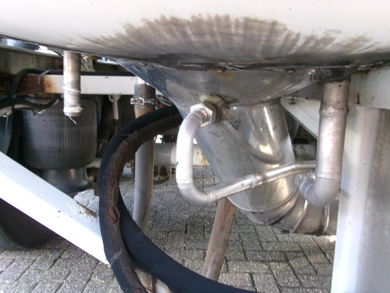 Puspriekabė cisterna pervežimui chemikalų Magyar Chemical tank inox 29.8 m3 / 1 comp: foto 15