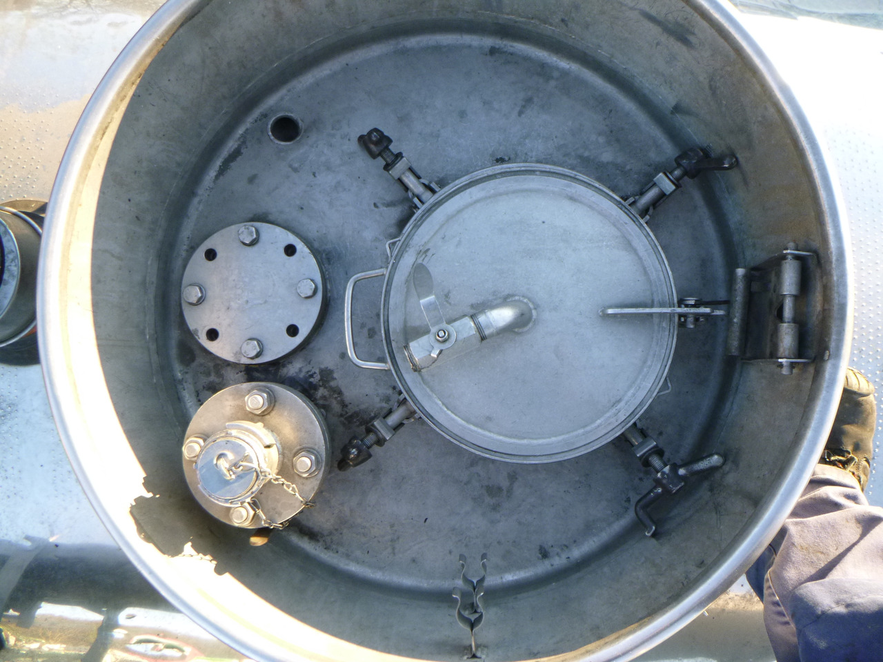 Puspriekabė cisterna pervežimui chemikalų Magyar Chemical tank inox L4BH 32.9 m3 / 1 comp: foto 11