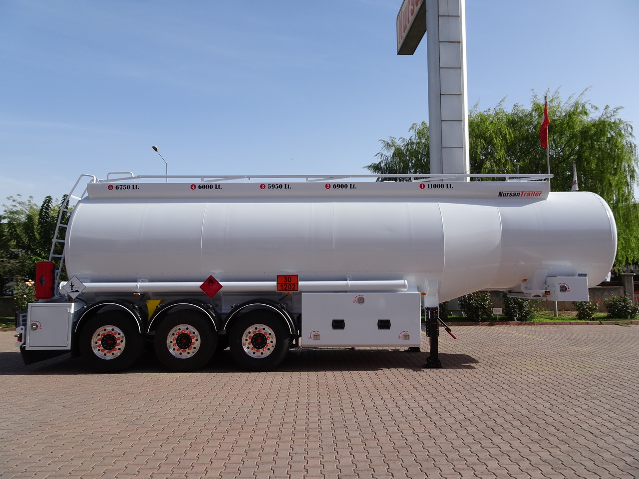 Nauja Puspriekabė cisterna pervežimui kuro NURSAN Aluminium Fuel Tanker: foto 9
