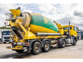DE BUF BETON MIXER/MALAXEUR/MISCHER 10M3 - Betonvežio puspriekabė