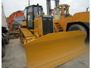 Buldozeris CATERPILLAR D5N: foto 1