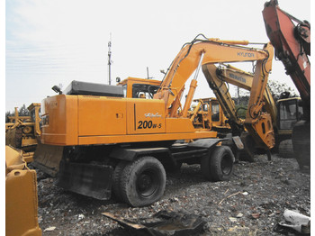 Ratinis ekskavatorius HYUNDAI R200W-5