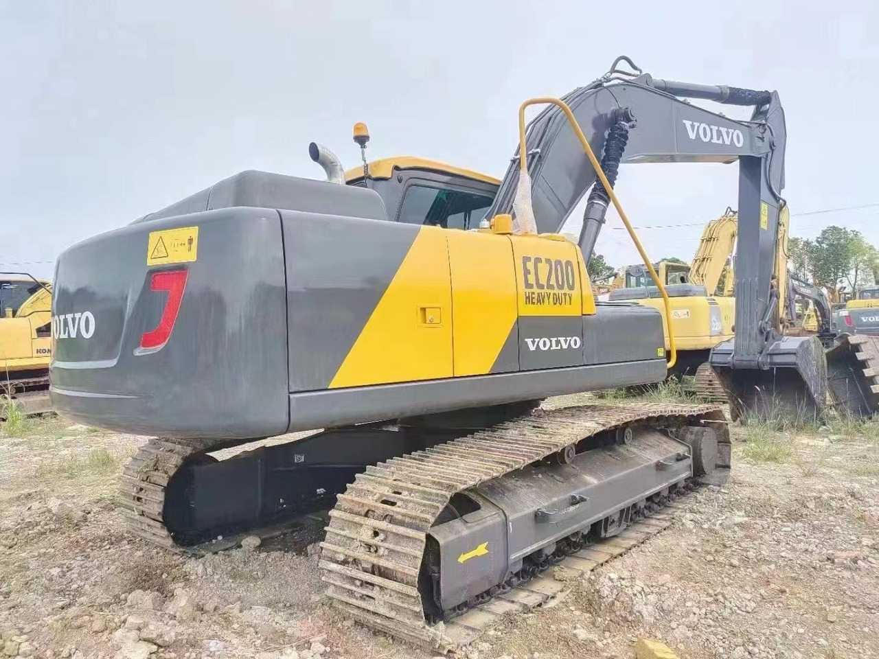 Used excavator VOLVO EC200, Large engineering construction machinery good condition on sale lizingą Used excavator VOLVO EC200, Large engineering construction machinery good condition on sale: foto 4