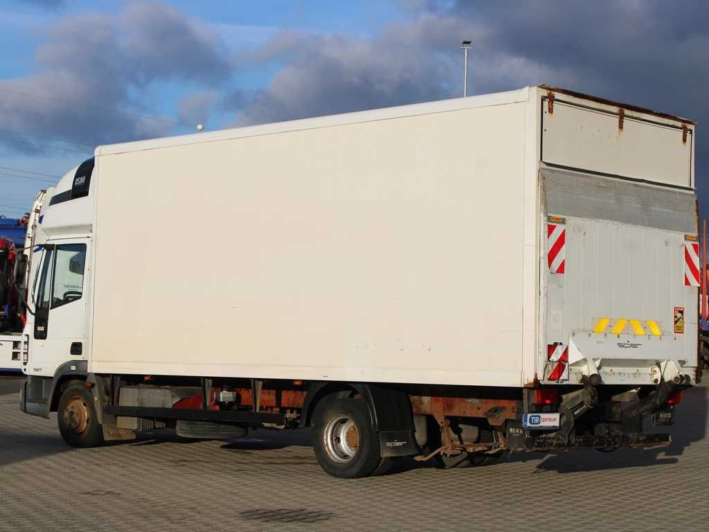 Furgonas sunkvežimis Iveco EUROCARGO ML75E17, TAIL LIFT,SLEEPING CABIN: foto 4