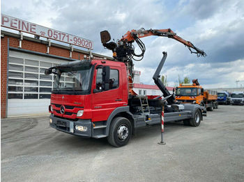 Hook-lift sunkvežimis, Sunkvežimis su kranu Mercedes-Benz Atego 1529 L Abrollkipper mit Kran: foto 1
