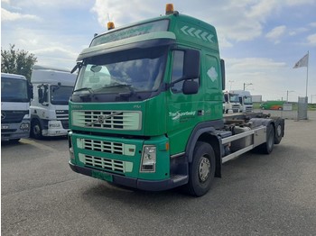Konteineris-vežimus/ Sukeisti kūną sunkvežimis Volvo FM 400: foto 1