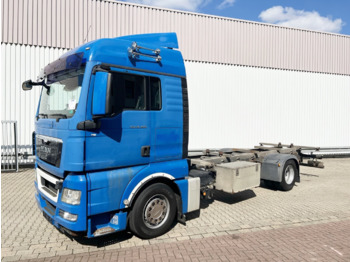Konteineris-vežimus/ Sukeisti kūną sunkvežimis MAN TGX 18.400