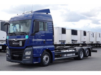 Konteineris-vežimus/ Sukeisti kūną sunkvežimis MAN TGX 26.500