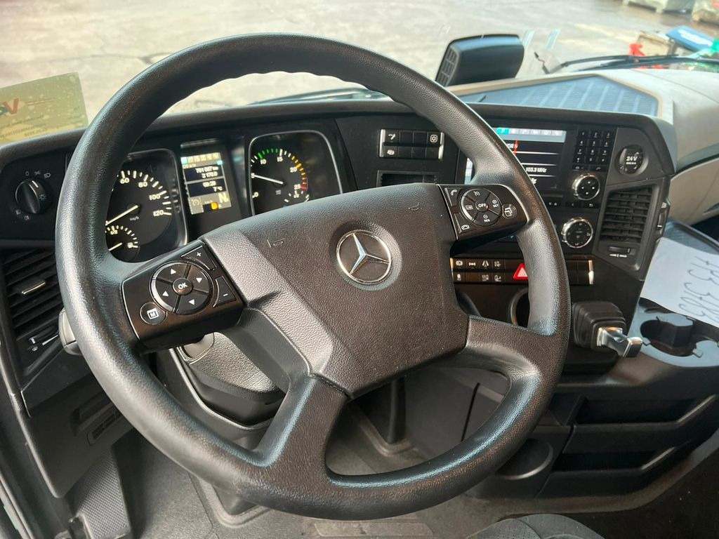 Vilkikas Mercedes-Benz Actros 1845 4x2 Voll-Luft Euro6: foto 8