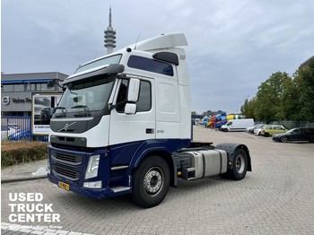 Vilkikas Volvo FM11 370 Globetrotter 4x2T Euro 6 NL-Truck: foto 1