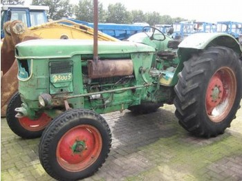 Deutz 8005 - Traktorius
