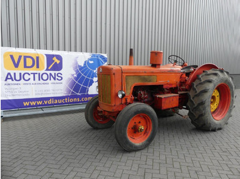 Hanomag R 800 - Traktorius