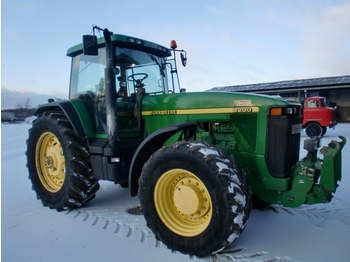 JohnDeere 8200  - Traktorius