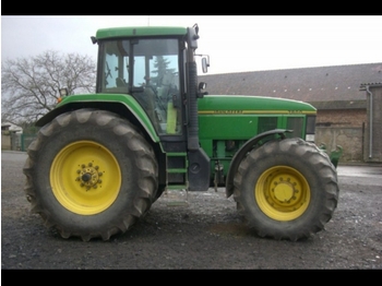 John Deere 7800  - Traktorius