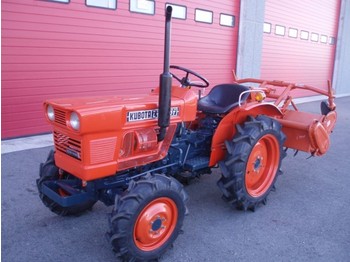 Kubota L1501 DT - 4X4 - Traktorius