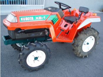 Kubota XB-1DT - 4X4 - Traktorius