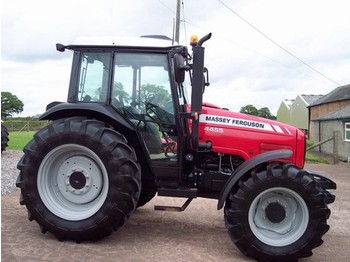 Massey Ferguson 4455 - Traktorius