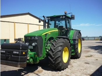 Utilaj agricol tractor John Deere 8330  - Traktorius