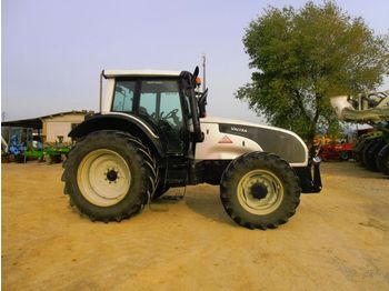 VALTRA T131H wheeled tractor - Traktorius