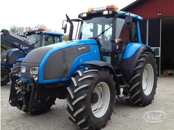 Valtra T140e Hi Traktor med frontlyft  - Traktorius