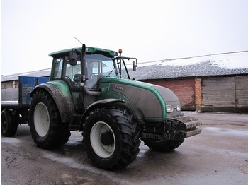 Valtra T180 - Traktorius