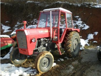 Žemės ūkio traktorius IMT 560
