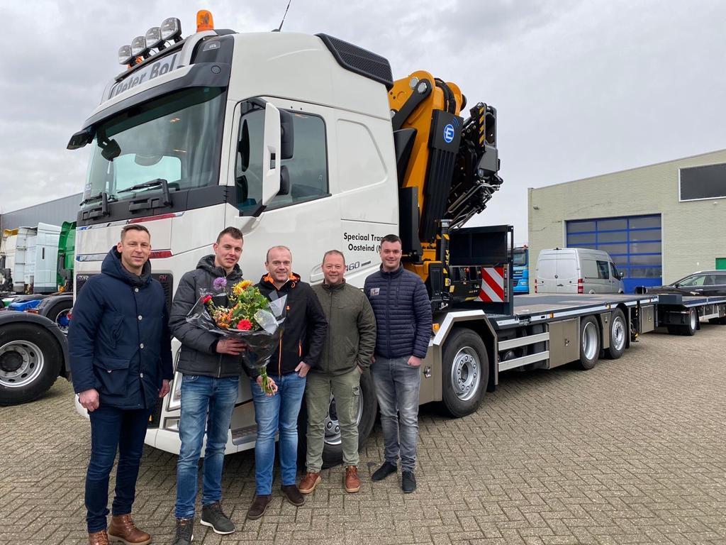 Used Truck Point BV - Sunkvežimiai MERCEDES-BENZ undefined: foto 16